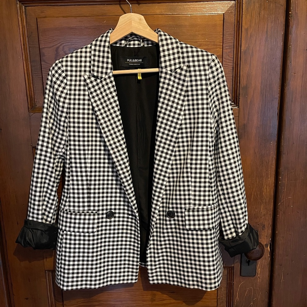 Black and white gingham blazer